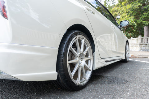 Prius - S Hybrid