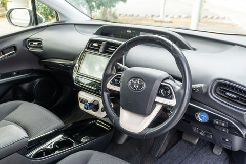 Prius - S Hybrid