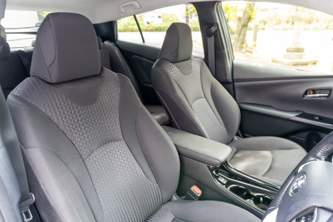 Prius - S Hybrid