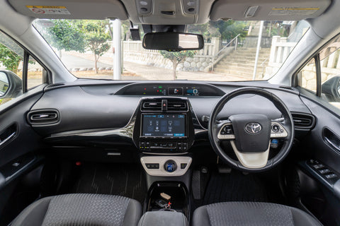 Prius - S Hybrid