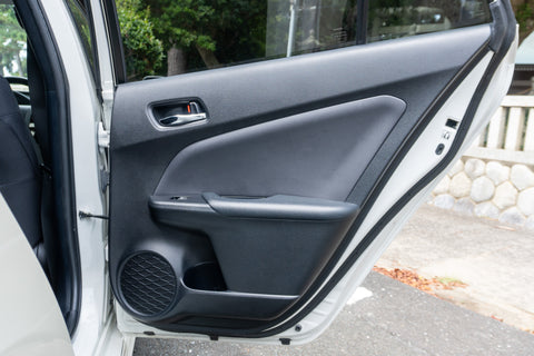 Prius - S Hybrid