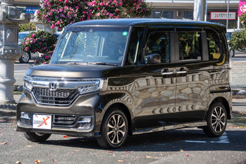 HONDA N-BOX CUSTOM