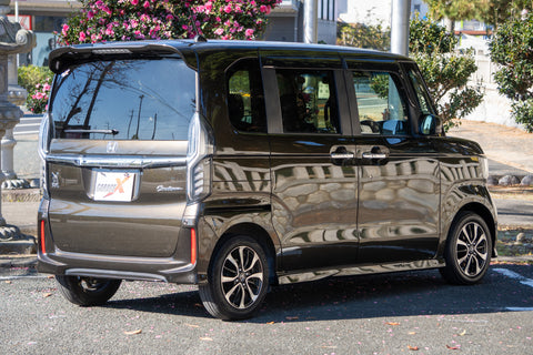 HONDA N-BOX CUSTOM