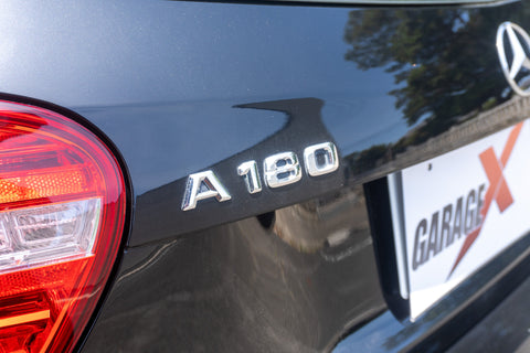 メルセデス A180
