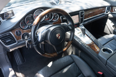 Porsche - Panamera S