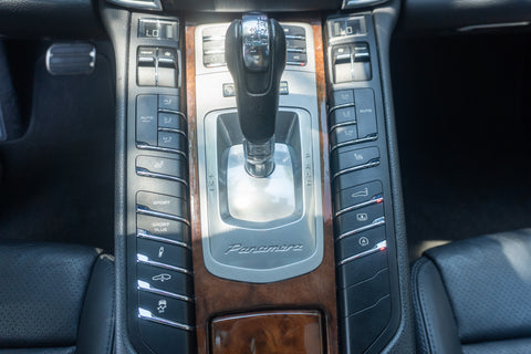Porsche - Panamera S
