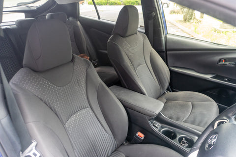 Prius - S Hybrid