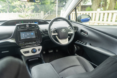 Prius - S Hybrid