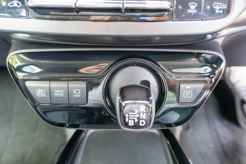 Prius - BLACK EDITION
