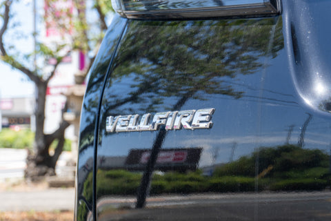 Vellfire - GOLDEN EYES