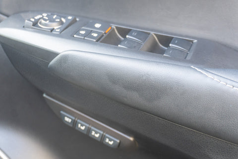 Leuxs NX- 300h Hybrid